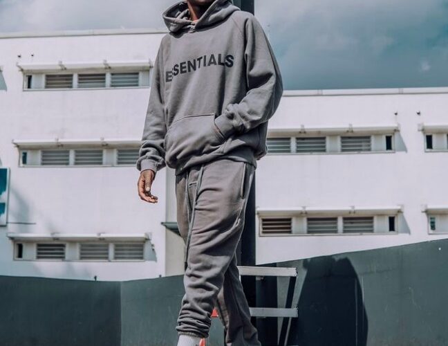 Hoodie Layering Methods for All Seasons